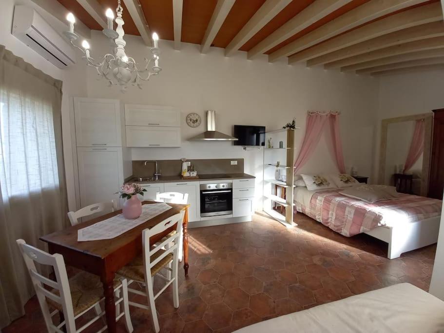 Villa La Casina Di Campagna Tra Cecina E Bibbona Exterior foto